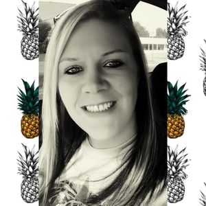 Meet your Posher, Ami